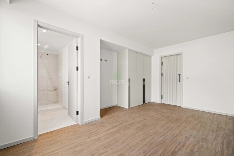 Apartamento T3 para Venda em Camara de Lobos Foto 19