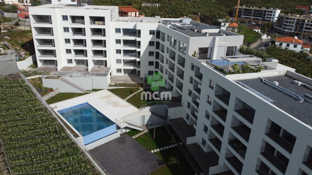 Apartamento T3 para Venda em Camara de Lobos Foto 1