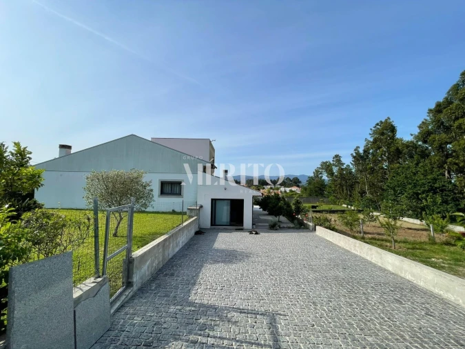 Moradia T4 para Venda em Reboreda e Nogueira Foto 11