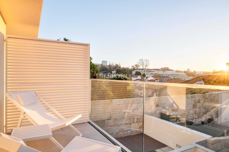 Moradia T2 para Venda em Santa Marinha Foto 31