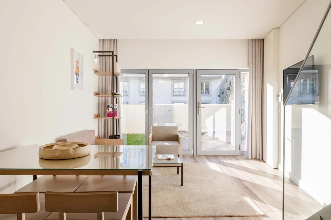 Moradia T2 para Venda em Santa Marinha Foto 3