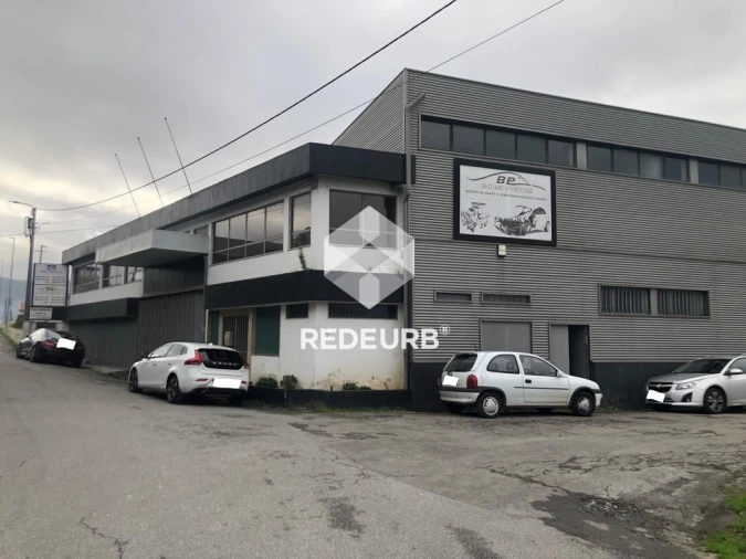 Negócio para Venda em Vila das Aves Foto 1