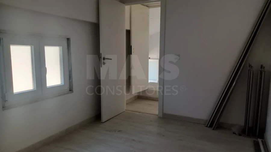 Moradia T9 para Venda em Ajuda Foto 3