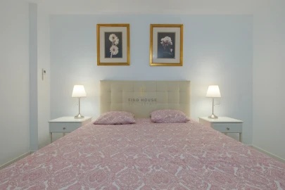 Apartamento T3 para Venda em Oeiras e São Julião da Barra, Paço de Arcos e Caxias