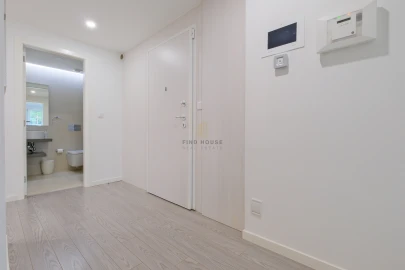 Apartamento T3 para Venda em Oeiras e São Julião da Barra, Paço de Arcos e Caxias