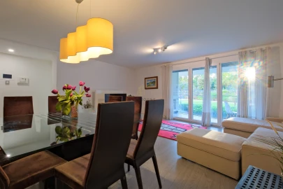 Apartamento T3 para Venda em Oeiras e São Julião da Barra, Paço de Arcos e Caxias