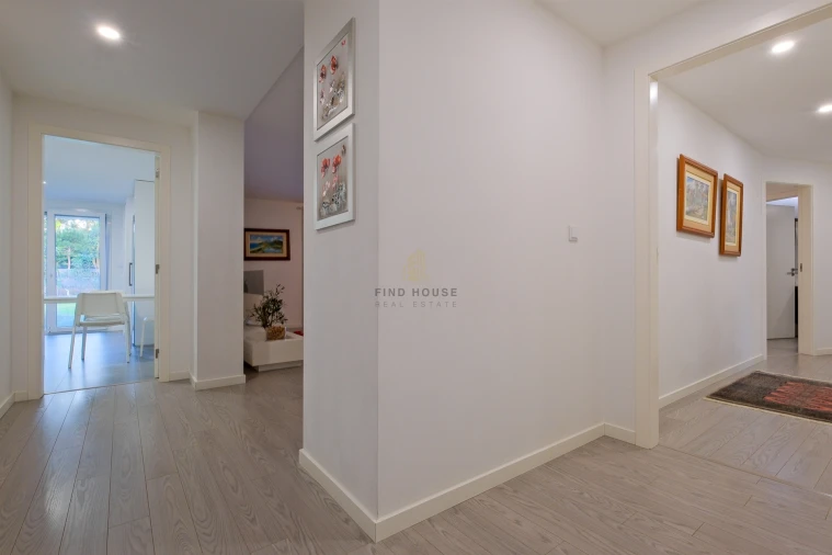 Apartamento T3 para Venda em Oeiras e São Julião da Barra, Paço de Arcos e Caxias Foto 12