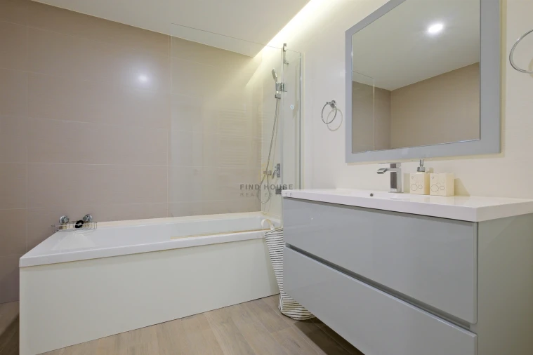 Apartamento T3 para Venda em Oeiras e São Julião da Barra, Paço de Arcos e Caxias Foto 16