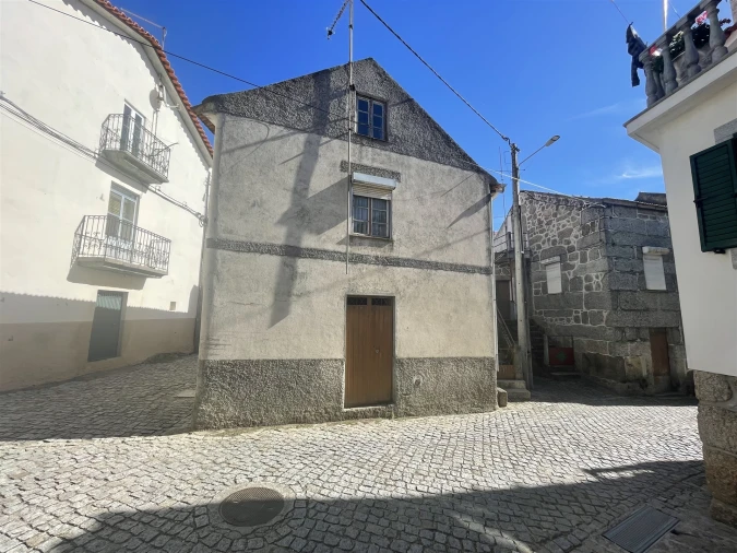 Moradia T2 para Venda em Figueiró da Serra e Freixo da Serra Foto 3