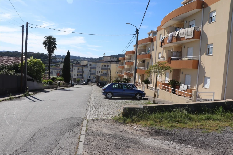 Terreno para Venda em Paredes Foto 6