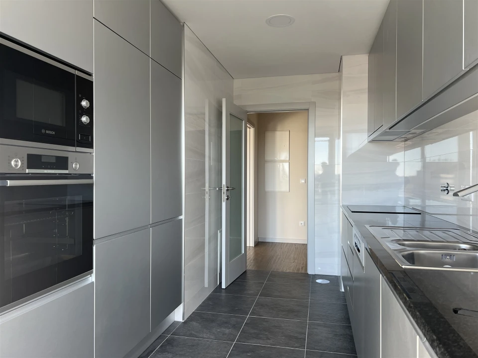 Apartamento T3 para Venda em Cedofeita, Santo Ildefonso, Sé, Miragaia, São Nicolau e Vitória Foto 8