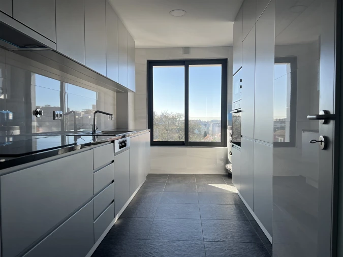 Apartamento T3 para Venda em Cedofeita, Santo Ildefonso, Sé, Miragaia, São Nicolau e Vitória Foto 9