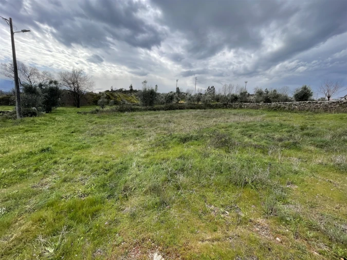 Terreno para Venda em Arcozelo Foto 2