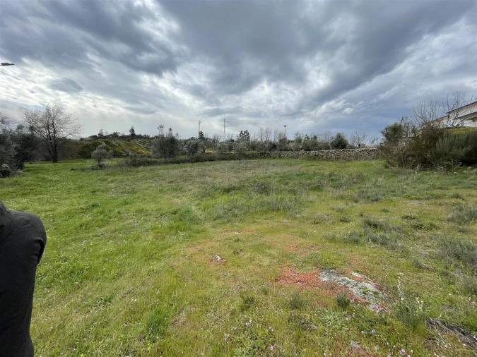 Terreno para Venda em Arcozelo Foto 4
