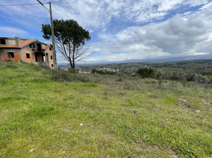 Terreno para Venda em Arcozelo Foto 4