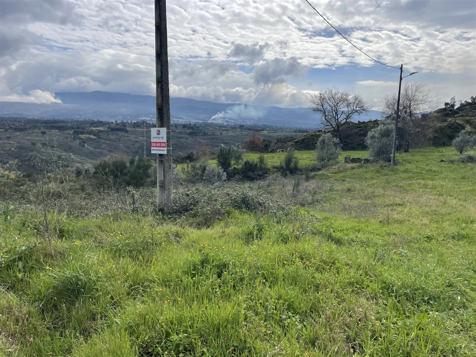 Terreno para Venda em Arcozelo Foto 8