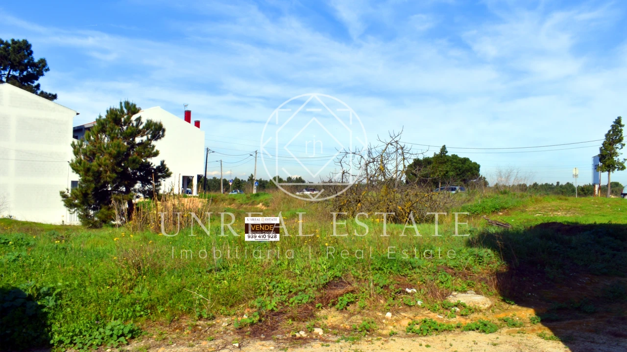Terreno para Venda em Quinta do Conde Foto 1