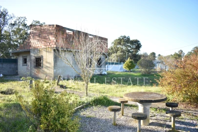 Quinta T1 para Venda em Azeitão (São Lourenço e São Simão)