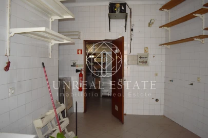 Loja para Venda em União das Freguesias de Setúbal