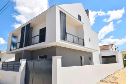 Moradia T3 para Venda em Quinta do Conde