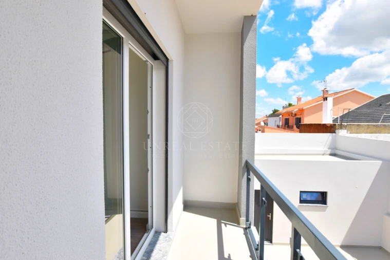 Moradia T3 para Venda em Quinta do Conde Foto 43