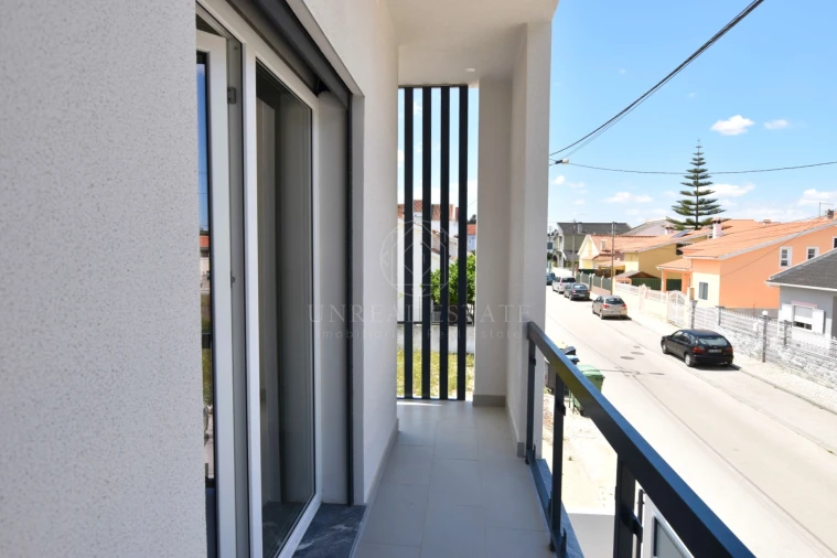 Moradia T3 para Venda em Quinta do Conde Foto 55