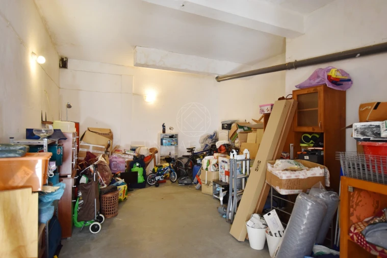 Moradia T2 para Venda em Porto Salvo Foto 38