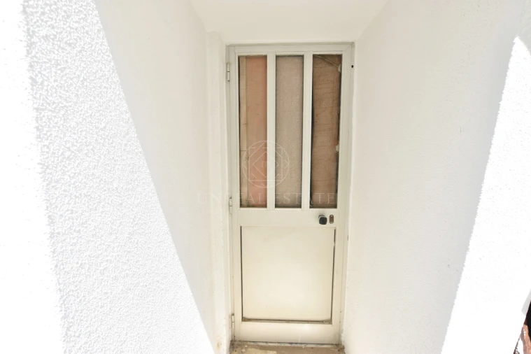 Moradia T2 para Venda em Porto Salvo Foto 37