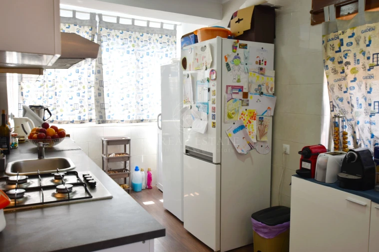 Moradia T2 para Venda em Porto Salvo Foto 17