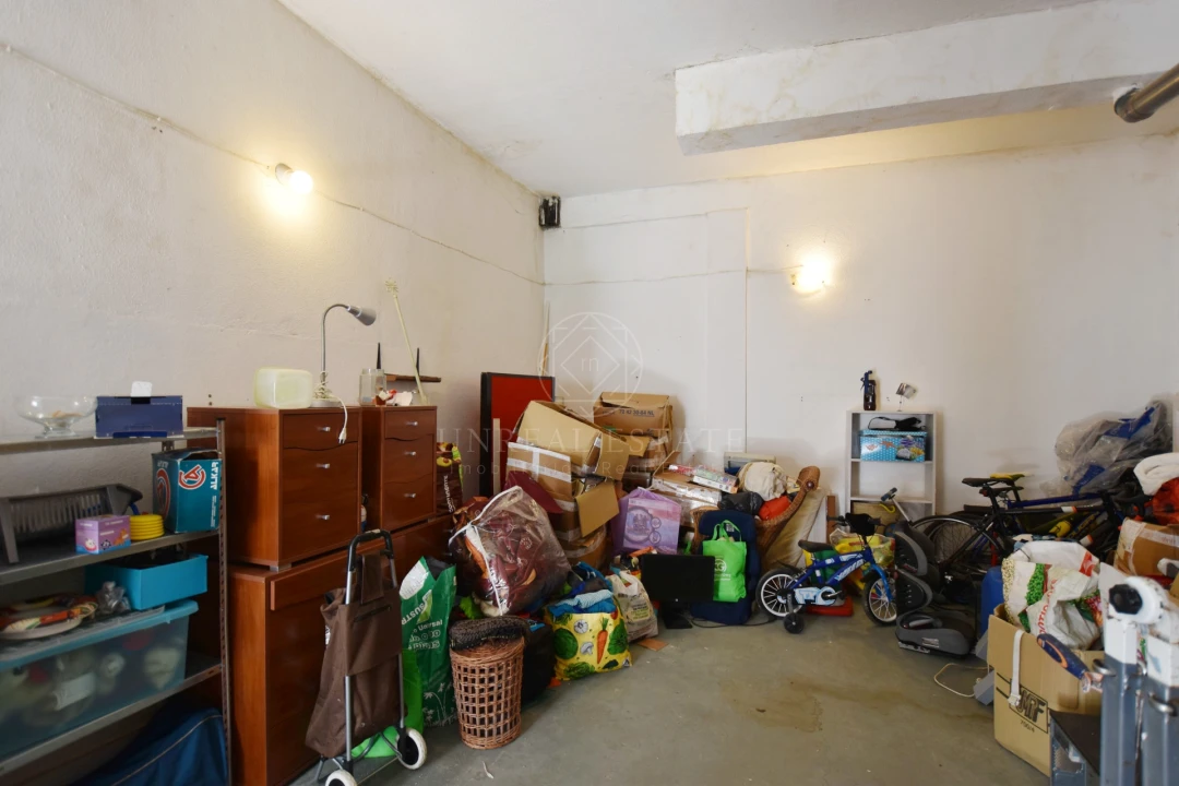 Moradia T2 para Venda em Porto Salvo Foto 39