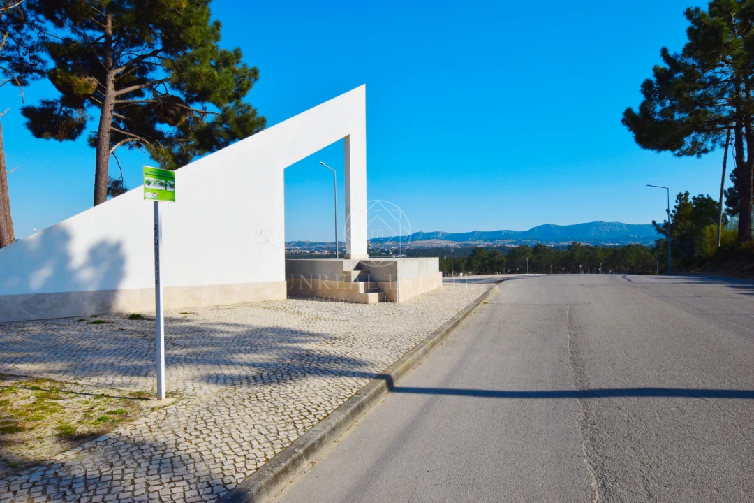 Terreno para Venda em Quinta do Conde Foto 2
