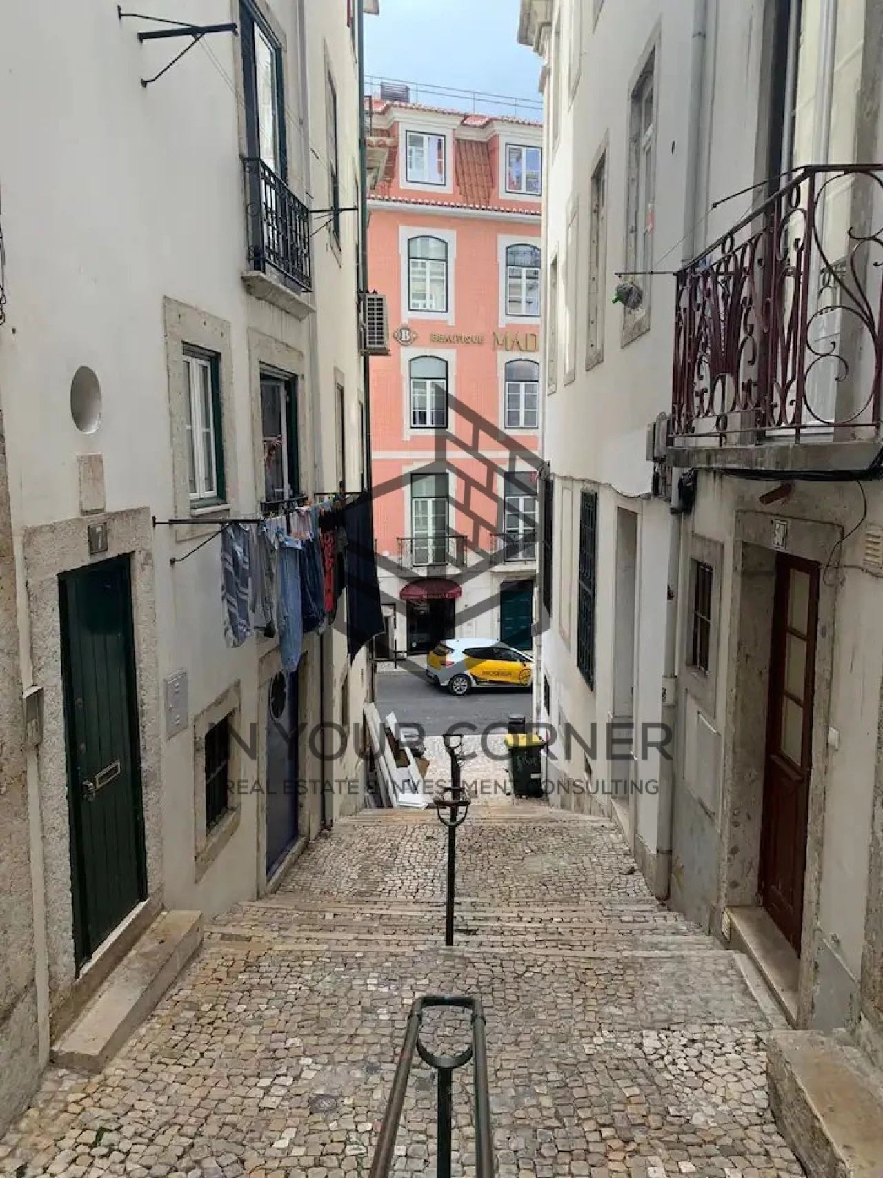 Prédio para Trespasse em Santa Maria Maior Foto 27