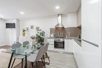 Apartamento T2 para Arrendamento férias em Braga (São José de São Lázaro e São João do Souto)