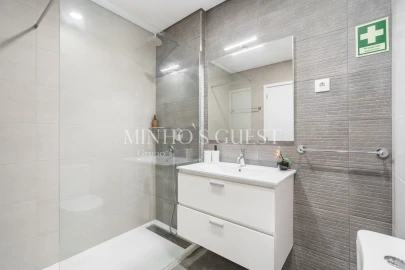 Apartamento T2 para Arrendamento férias em Braga (São José de São Lázaro e São João do Souto)