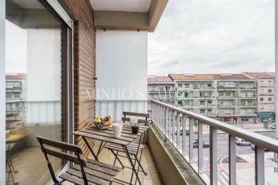 Apartamento T2 para Arrendamento férias em Braga (São José de São Lázaro e São João do Souto)