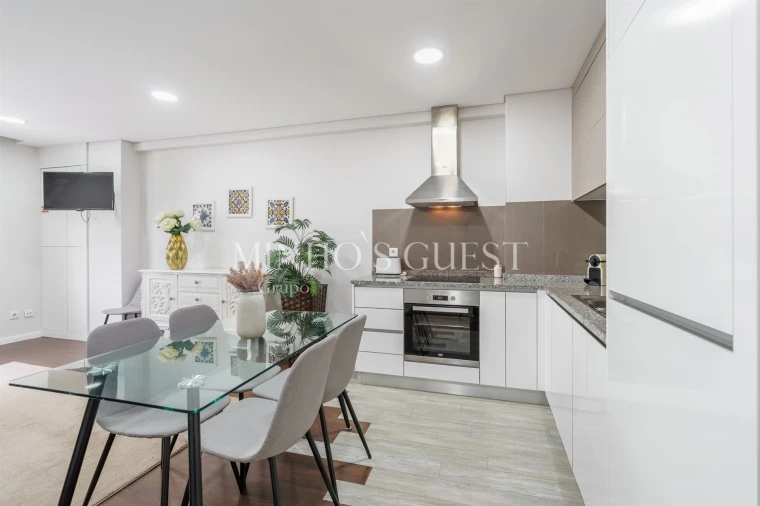 Apartamento T2 para Arrendamento férias em Braga (São José de São Lázaro e São João do Souto) Foto 8