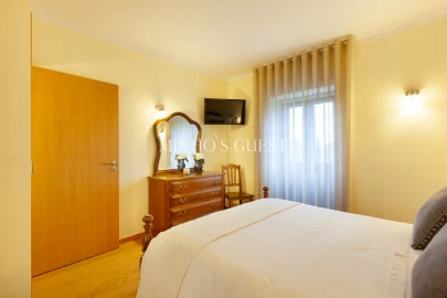 Moradia T3 para Arrendamento férias em Santa Lucrécia de Algeriz e Navarra