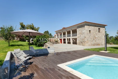 Moradia T3 para Arrendamento férias em Santa Lucrécia de Algeriz e Navarra