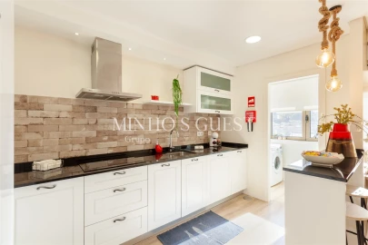 Apartamento T2 para Arrendamento férias em Braga (São José de São Lázaro e São João do Souto)