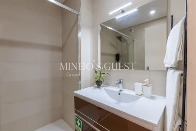 Apartamento T2 para Arrendamento férias em Braga (São José de São Lázaro e São João do Souto)