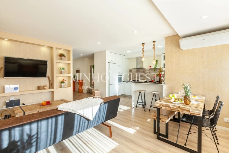 Apartamento T2 para Arrendamento férias em Braga (São José de São Lázaro e São João do Souto) Foto 6