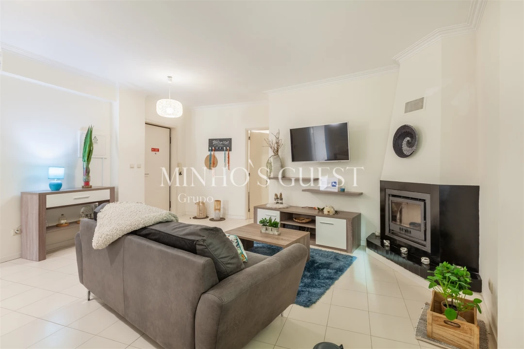 Apartamento T2 para Arrendamento férias em Braga (São José de São Lázaro e São João do Souto) Foto 7