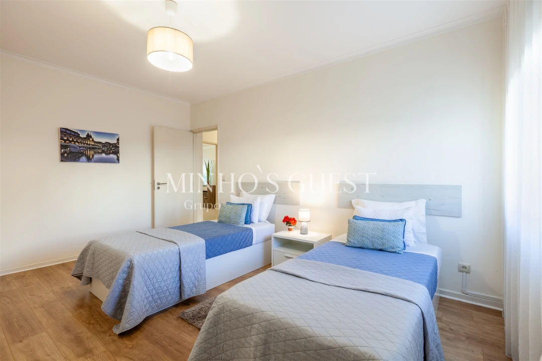 Apartamento T2 para Arrendamento férias em Braga (São José de São Lázaro e São João do Souto) Foto 26