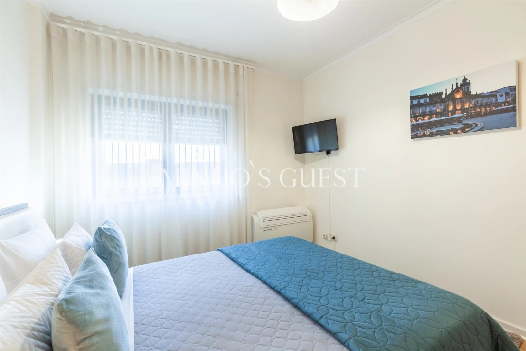Apartamento T2 para Arrendamento férias em Braga (São José de São Lázaro e São João do Souto) Foto 23