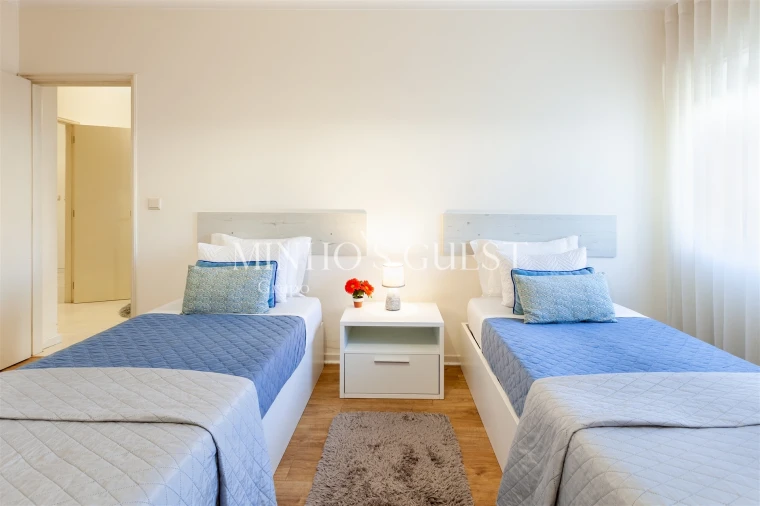 Apartamento T2 para Arrendamento férias em Braga (São José de São Lázaro e São João do Souto) Foto 25