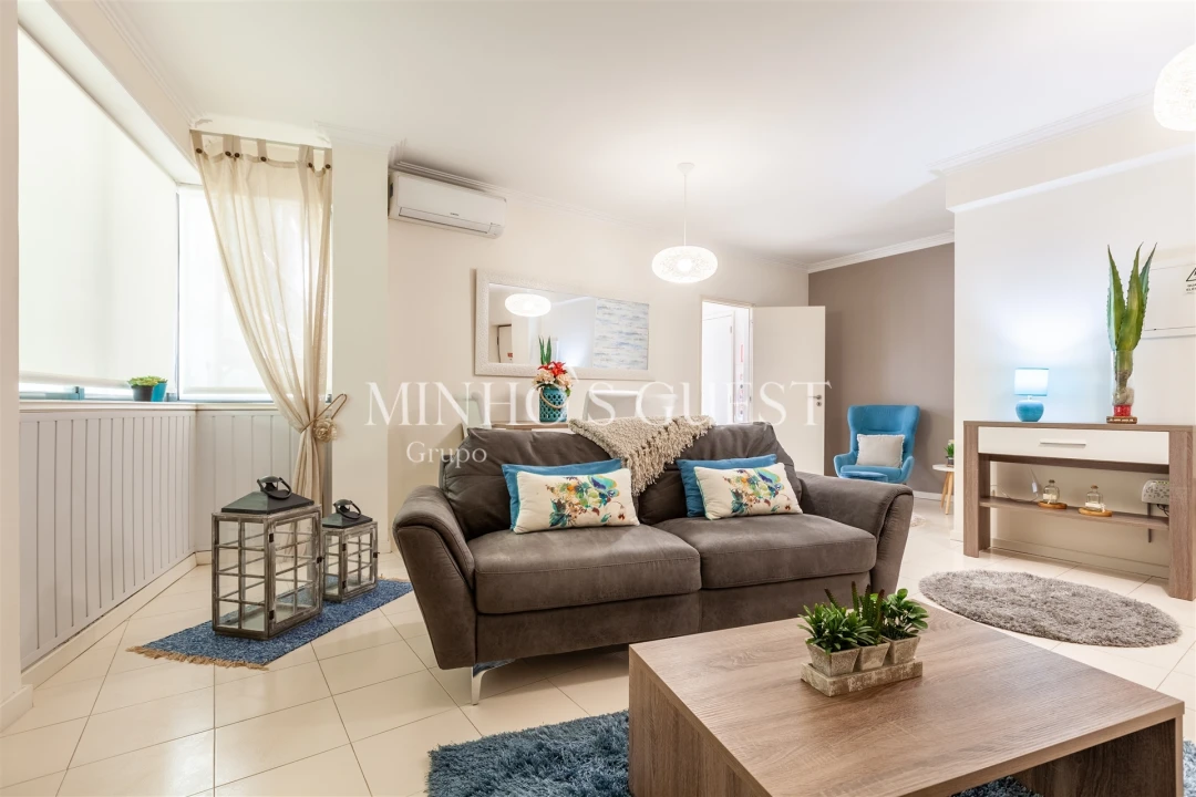 Apartamento T2 para Arrendamento férias em Braga (São José de São Lázaro e São João do Souto) Foto 8