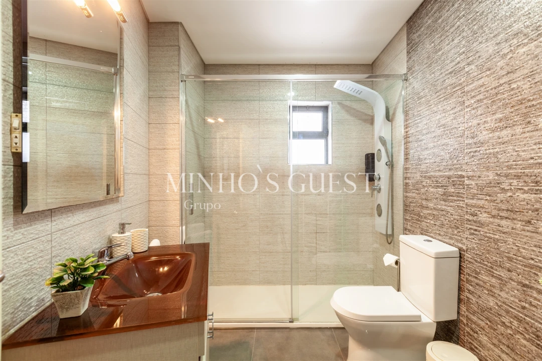 Apartamento T2 para Arrendamento férias em Braga (São José de São Lázaro e São João do Souto) Foto 30