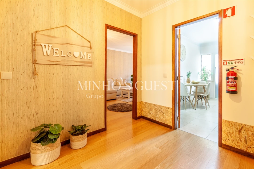 Apartamento T2 para Arrendamento férias em Braga (São José de São Lázaro e São João do Souto) Foto 12