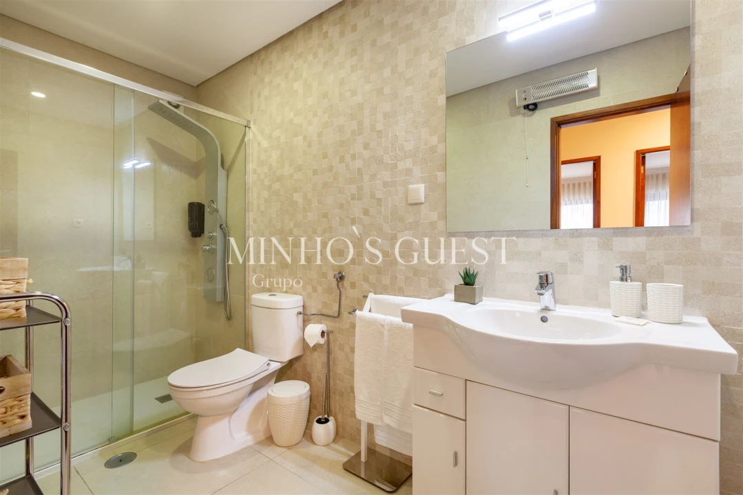 Apartamento T2 para Arrendamento férias em Braga (São José de São Lázaro e São João do Souto) Foto 30