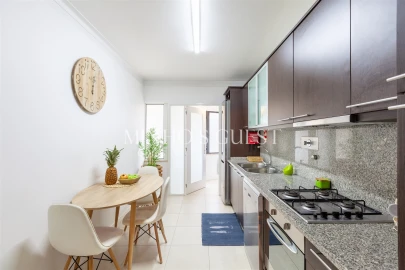 Apartamento T2 para Arrendamento férias em Braga (São José de São Lázaro e São João do Souto)